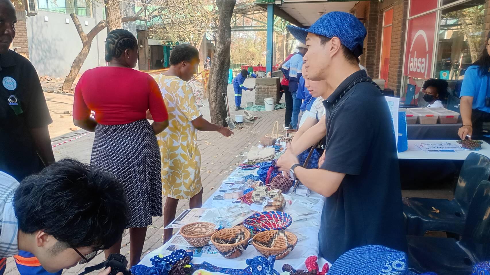 marketday1.jpg