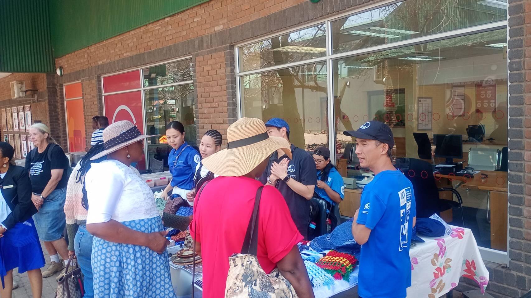 marketday2.jpg