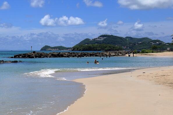 007地元民の海水浴.JPG