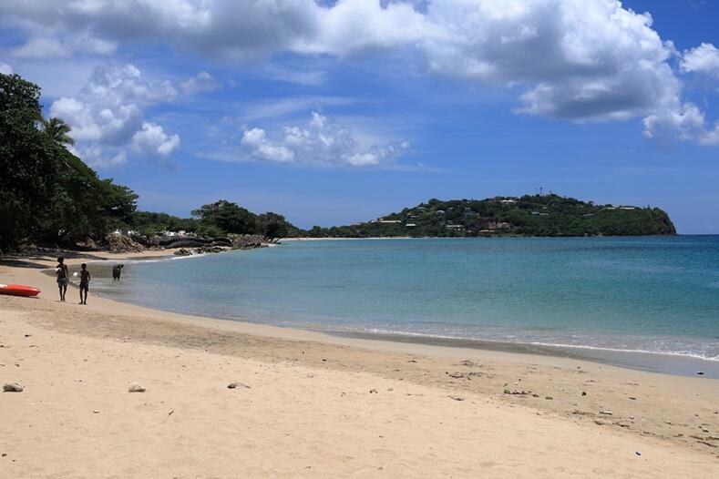 009 振り返れば灯台.JPG