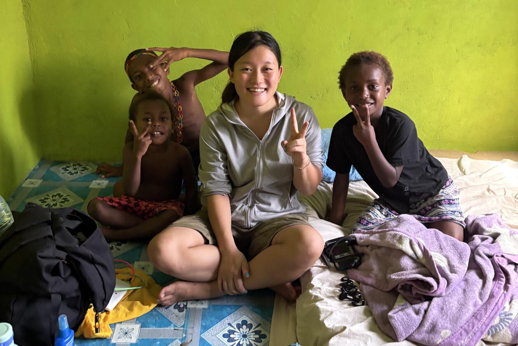 写真2 Pinalum wetem pikinini.jpg