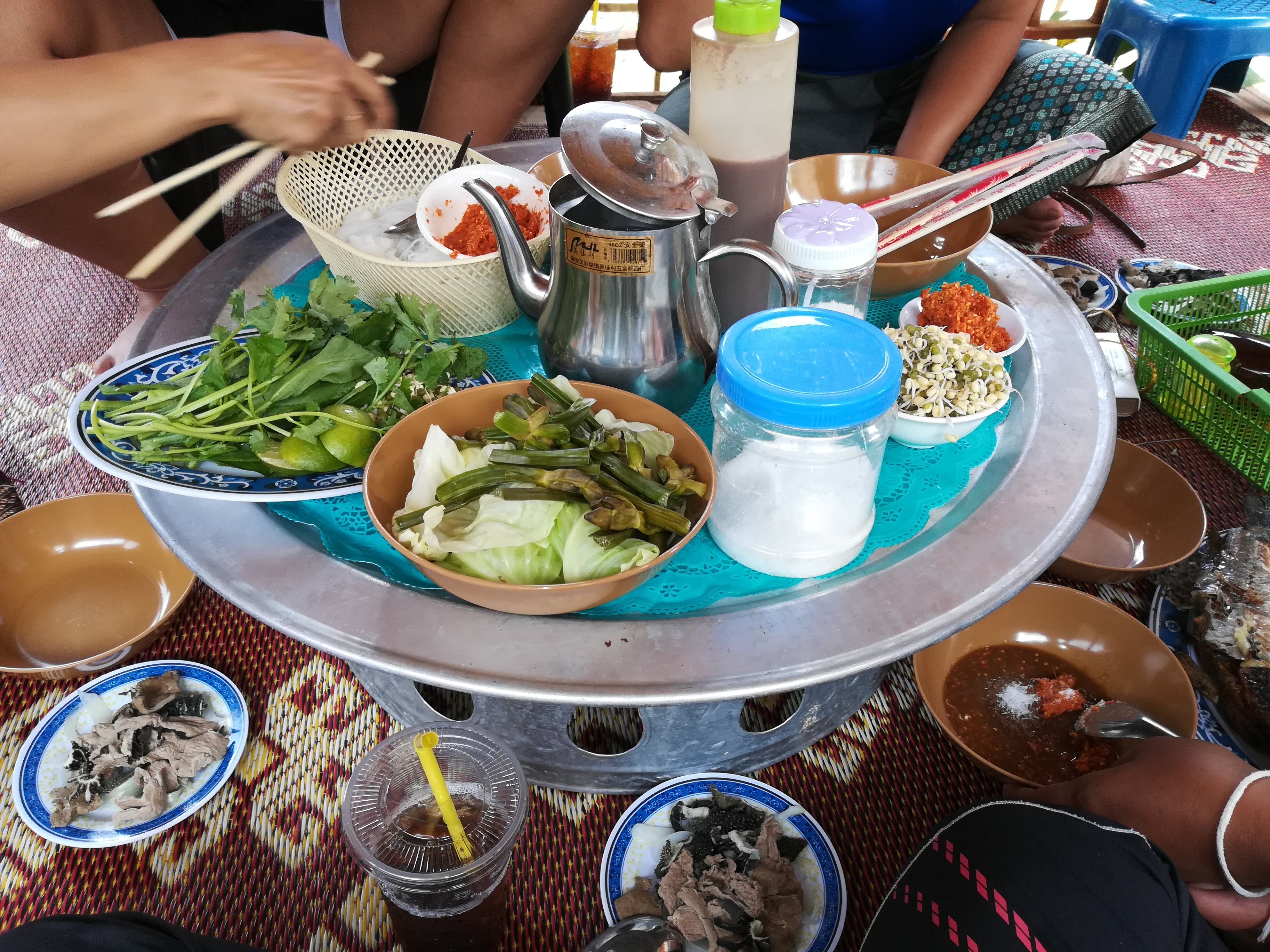 ラオスの麺料理「カオプン」 | スポーツでみんな笑顔に！ inラオス