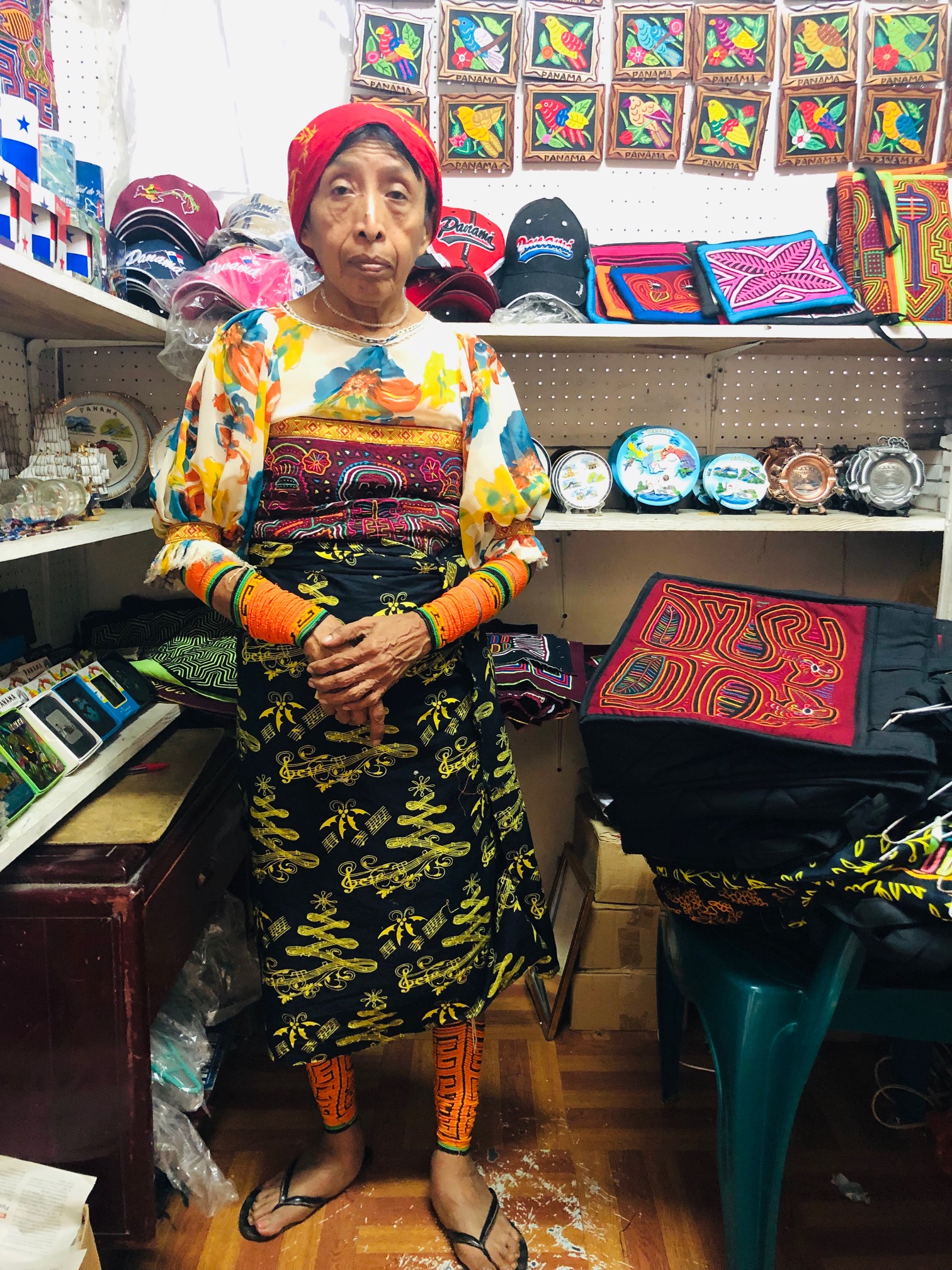 5 先住民を訪ねて①・クナ族 コスタリカ映像隊員の日々(トラン ティ美佳) JICA海外協力隊の世界日記